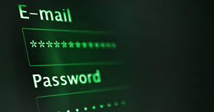 Accesso abusivo ad un sistema informatico: è punibile sia l’assenza che lo sviamento di potere.